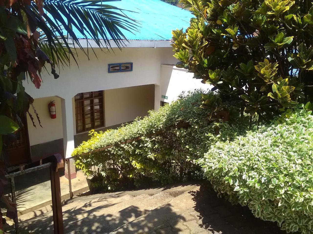 Gloria Motel Cyangugu Exterior photo