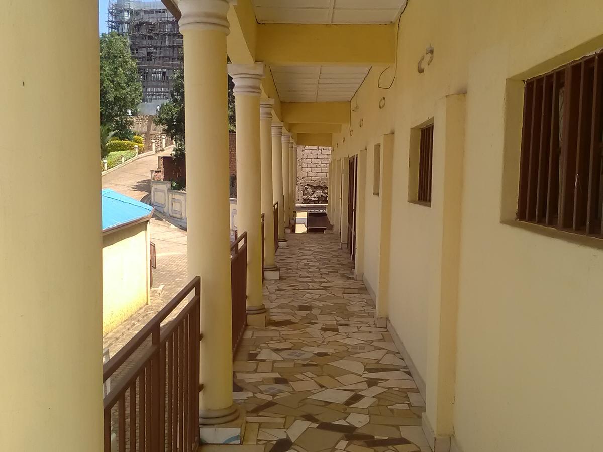 Gloria Motel Cyangugu Exterior photo